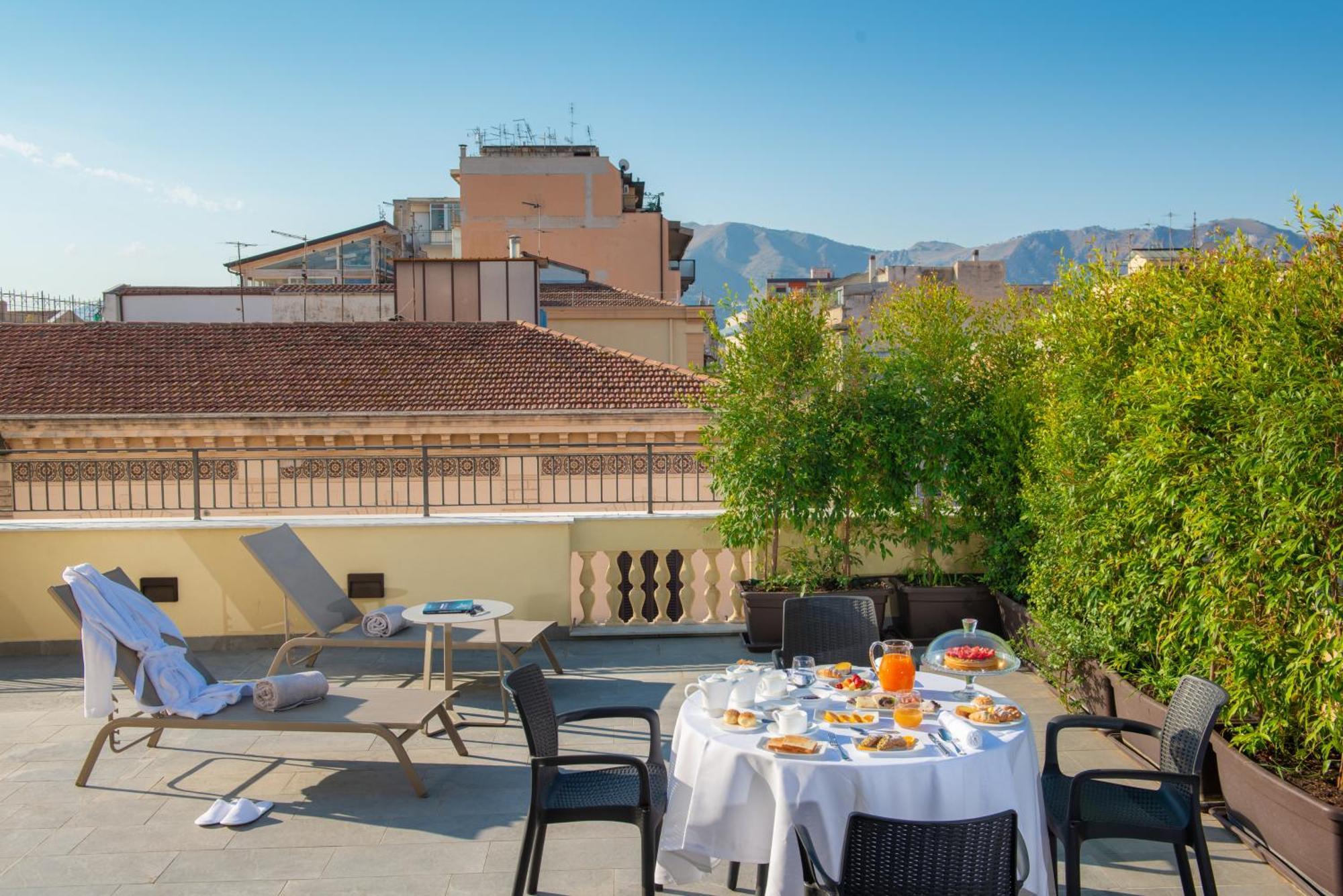 Grand Hotel Et Des Palmes Palermo Ngoại thất bức ảnh Rooftop terrace