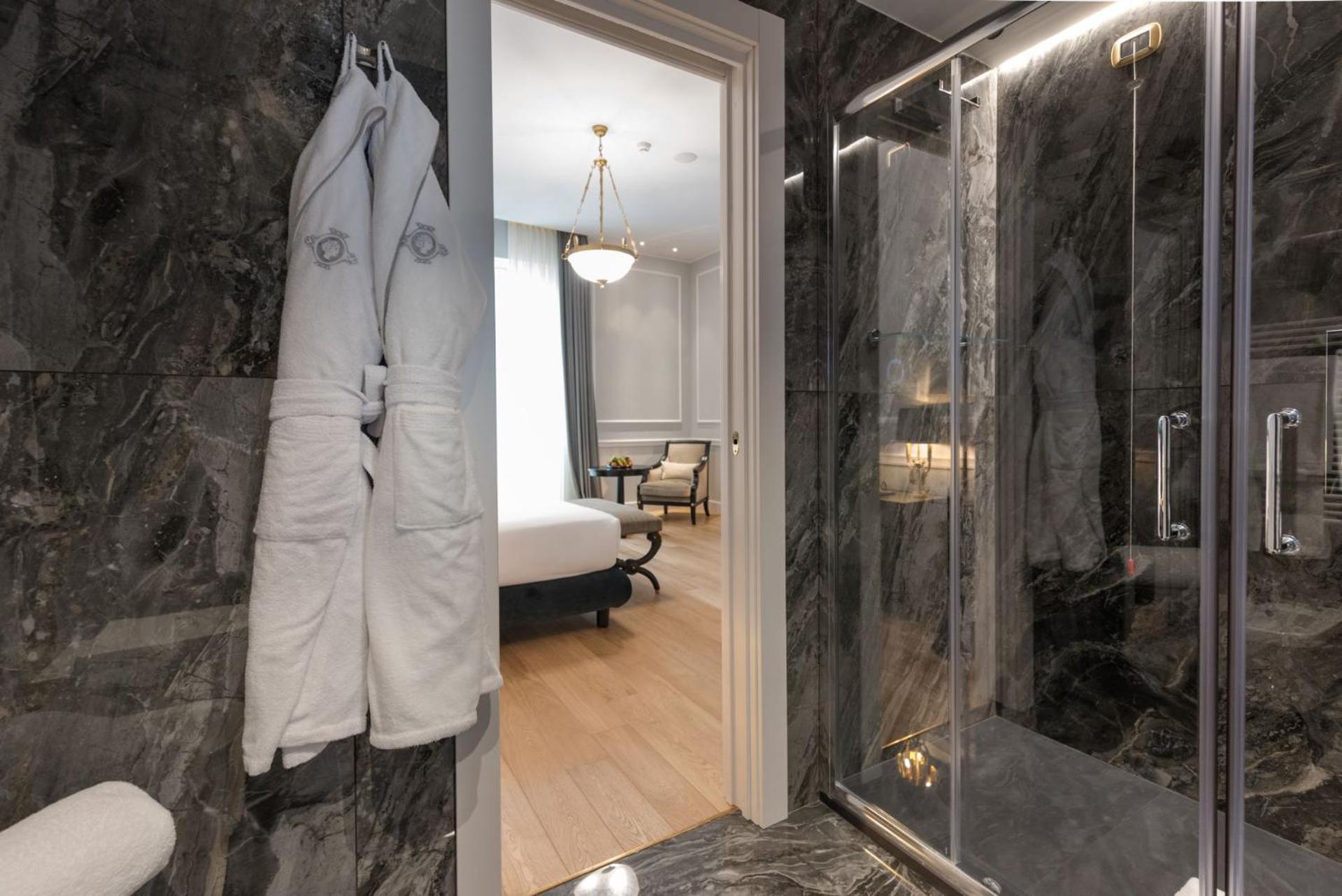 Grand Hotel Et Des Palmes Palermo Ngoại thất bức ảnh Bathroom